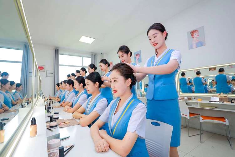 艺考空乘面试能化妆吗