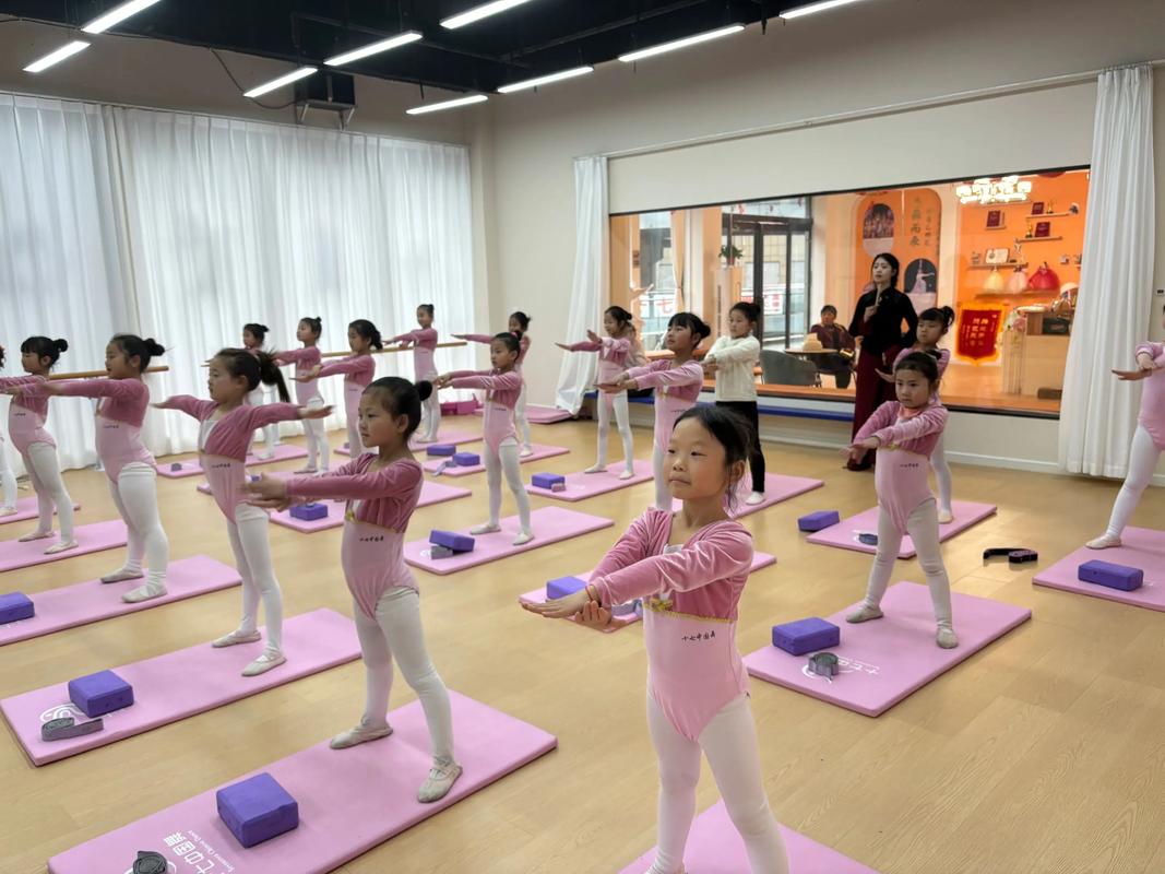 大连少儿舞蹈哪个好点