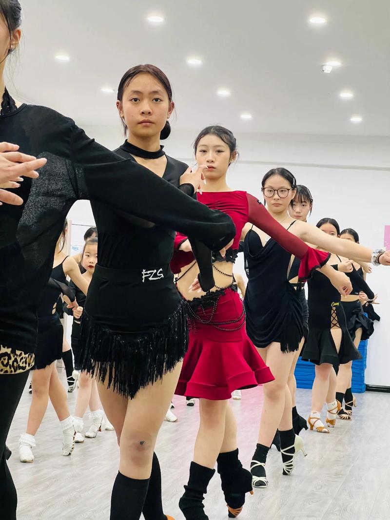 河南体育舞蹈集训学校