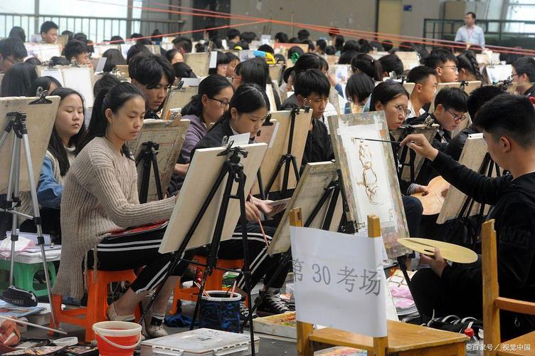 华中师范大学龙岗艺考