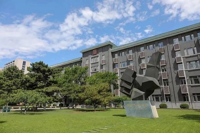 中传凤凰艺考教育中心