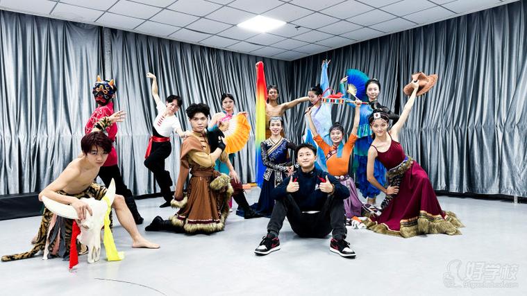 贵阳顺利艺术舞蹈学校