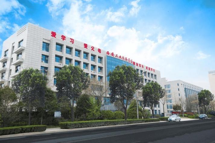 中国东方美术高中学校