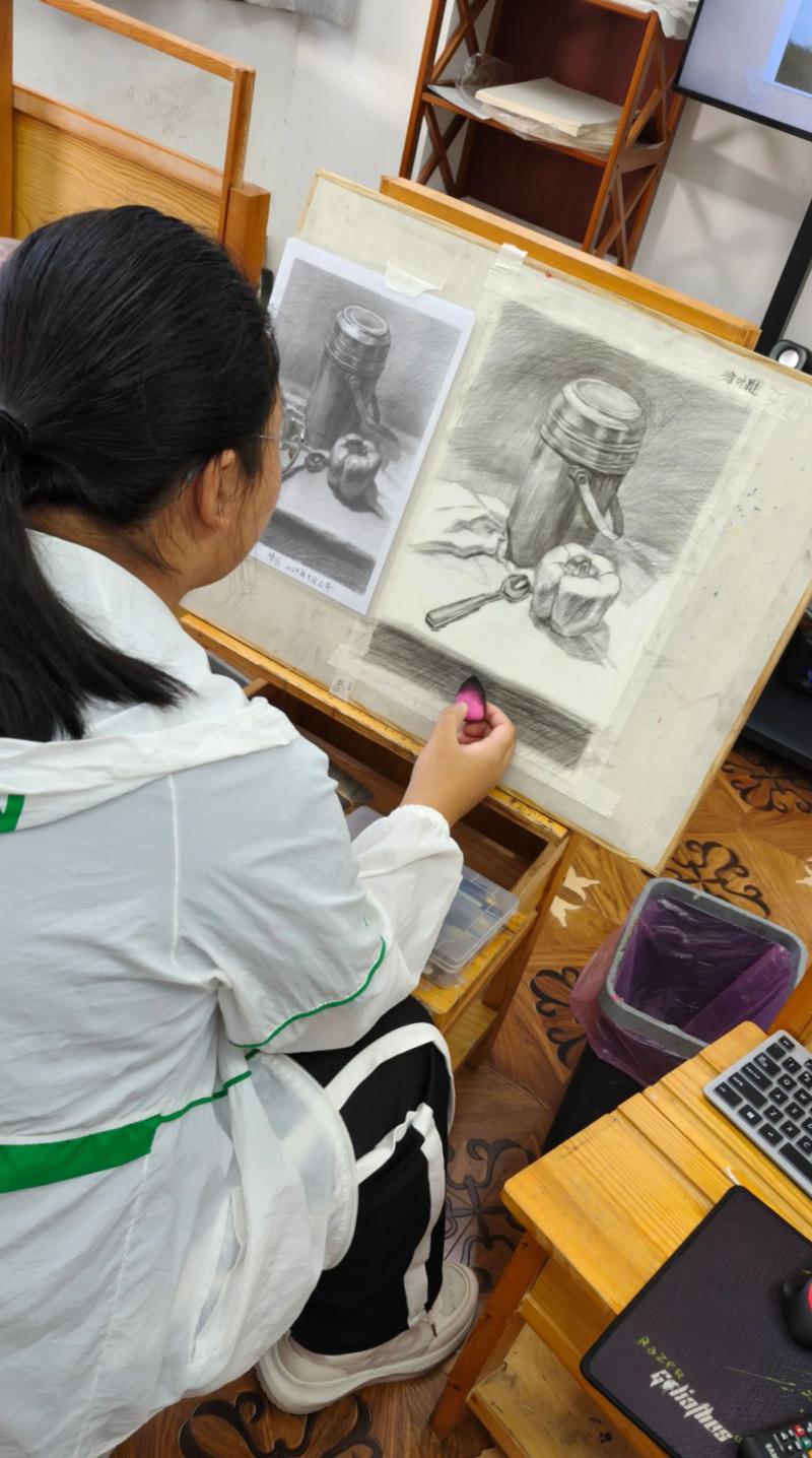 青岛黄岛区艺考美术班