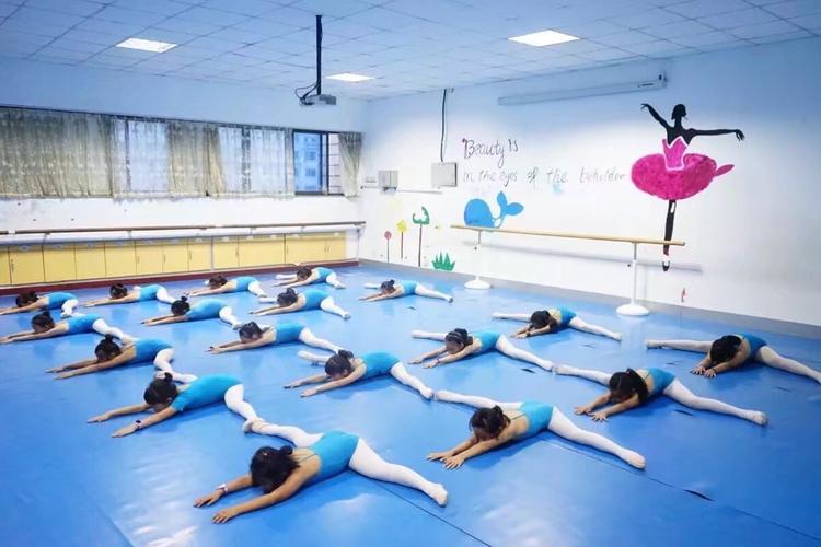 威海舞蹈教学收费标准