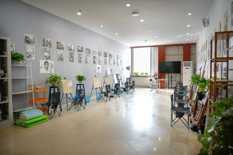 广州白云美术培训中心