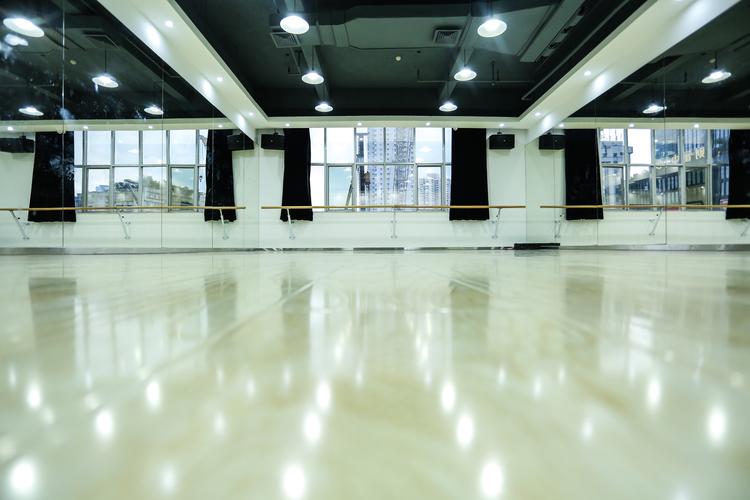 艺考编导昕丽教育必约