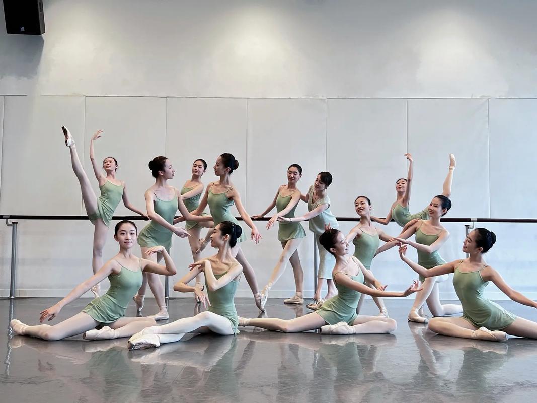 上海表演培训班非艺考