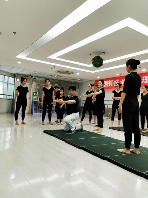 廊坊固安舞蹈培训学校