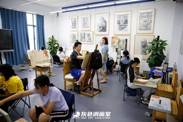 云南最好美术培训学校