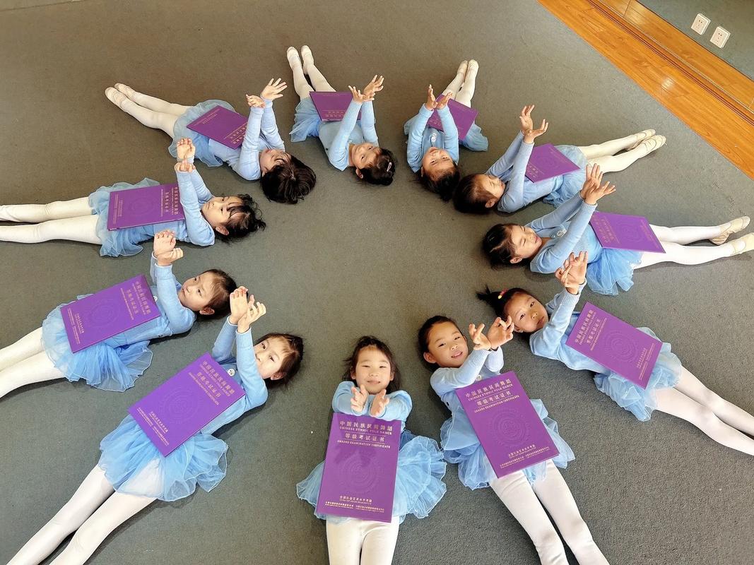 佛山舞蹈考级费用多少