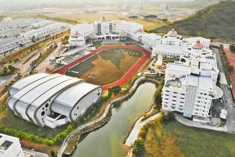 阿德里亚音乐学院贴吧