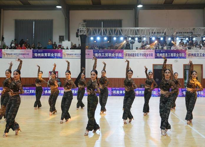 河南大学舞蹈考生考试