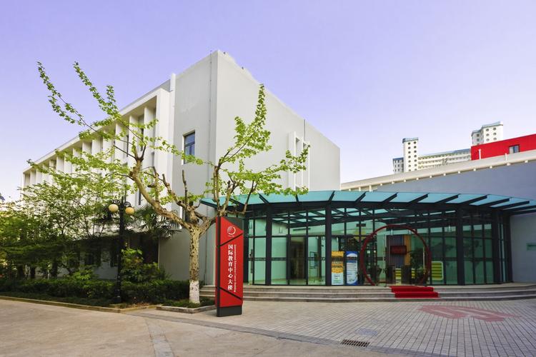 昆山美术系统培训中心