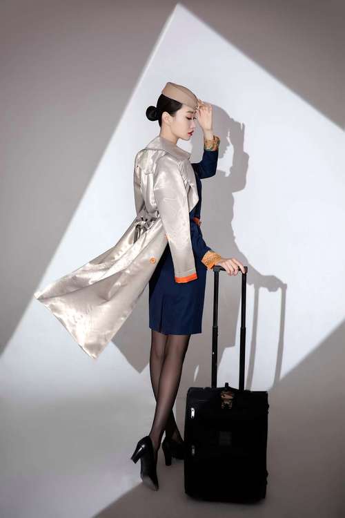 空乘艺考的服装是那种