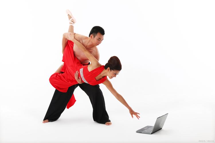 艺考都需要拿什么东西