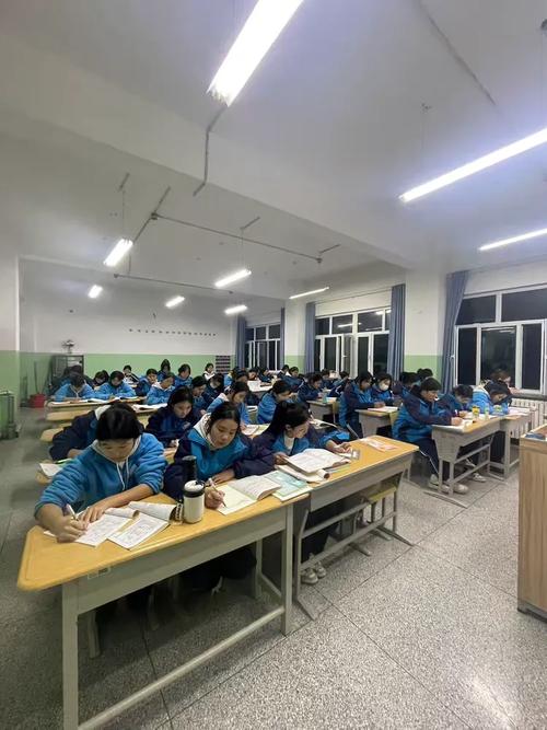 伊犁艺考培训班的位置