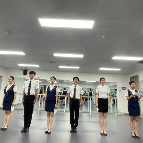 空乘艺考有英语笔试吗